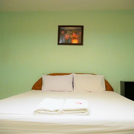 Viriya Resort Phitsanulok Exteriör bild