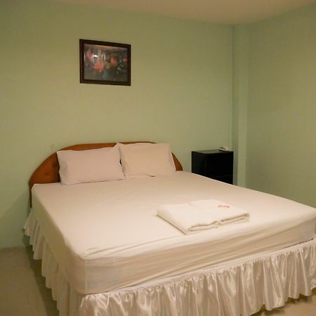 Viriya Resort Phitsanulok Exteriör bild